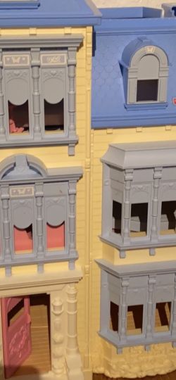 Fisher Price Loving Family Sound Doll House