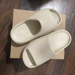 Yzy Slide Bonne 2022
