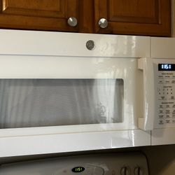 GE Over The Range Microwave 