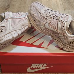 Nike Size 6.5 For Women 