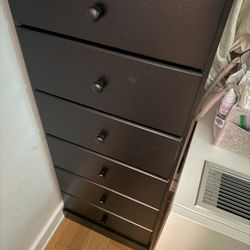 Modern Black 6-Drawer Dresser / 20 x 16 x 50