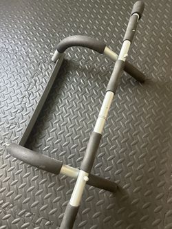 Pull up bar / Push up bar