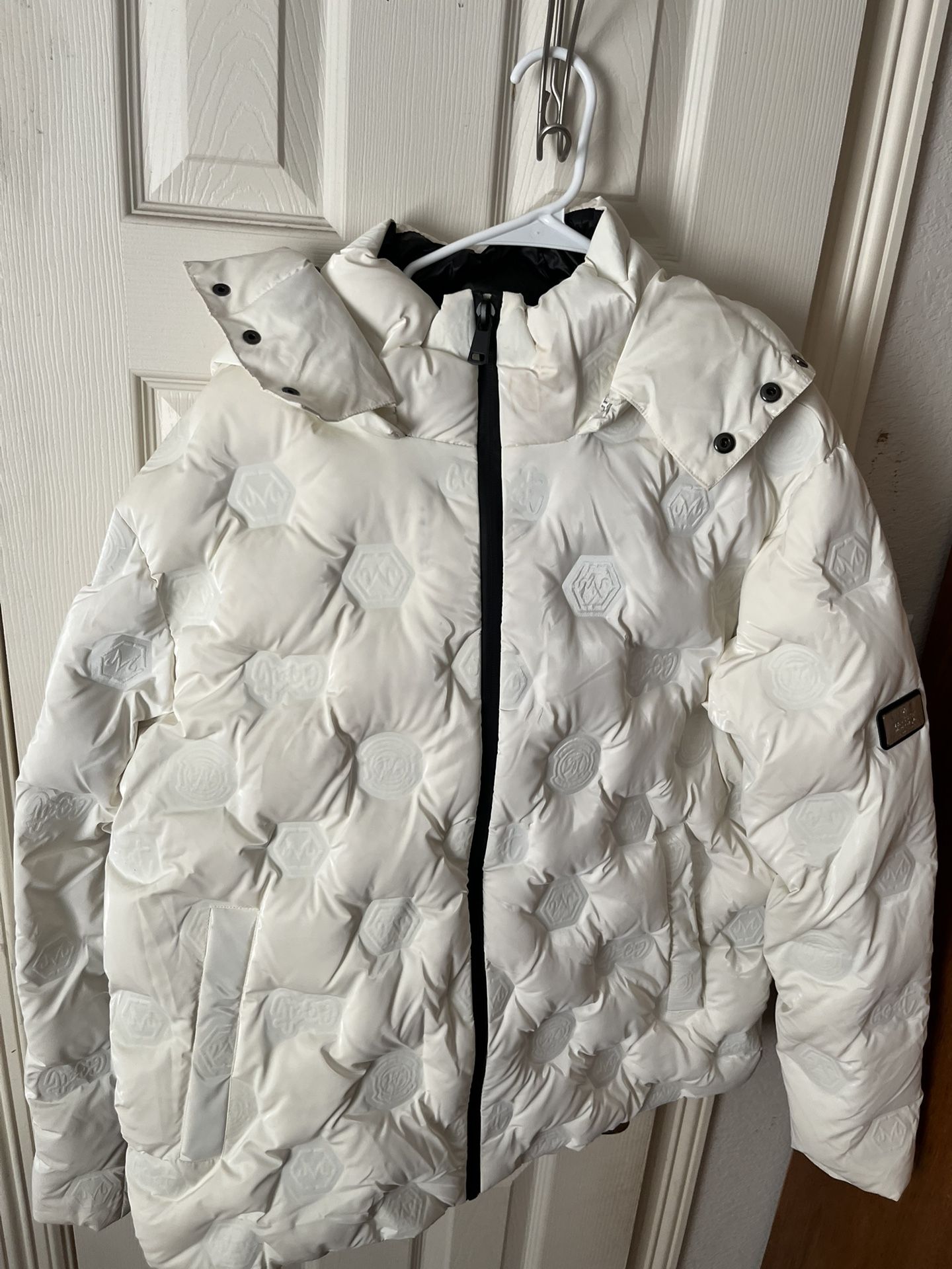 White Men’s Puffer Jacket