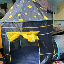 Pop Up Tent, Tunnel And Ball Pit Activity 