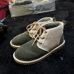 UGG Men Size 8
