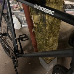 Retrospect Harper with extra back wheel.