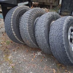 265-75-16 Chevy 6 lug wheels and tires