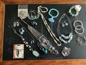 20 Pieces Of Costume Jewelry All Wearable Mostly Silver & Blue Tones Lot 1