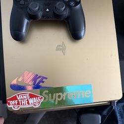 PS4 Gold