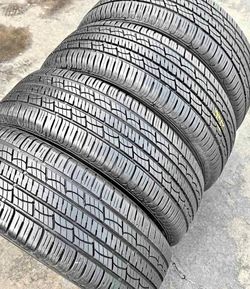 225/60/17 Continetal Selling a set of 4 tires in excellent condition 🫡
