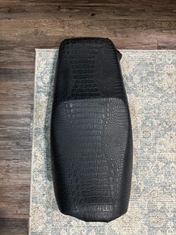 1983 Honda gold wing saddle seat