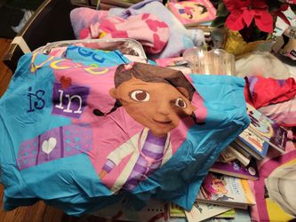 Doc MC Stuffins Comforter Set Twin Sz