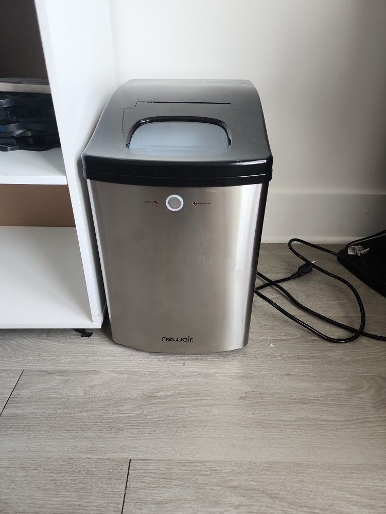 Nugget Ice Maker