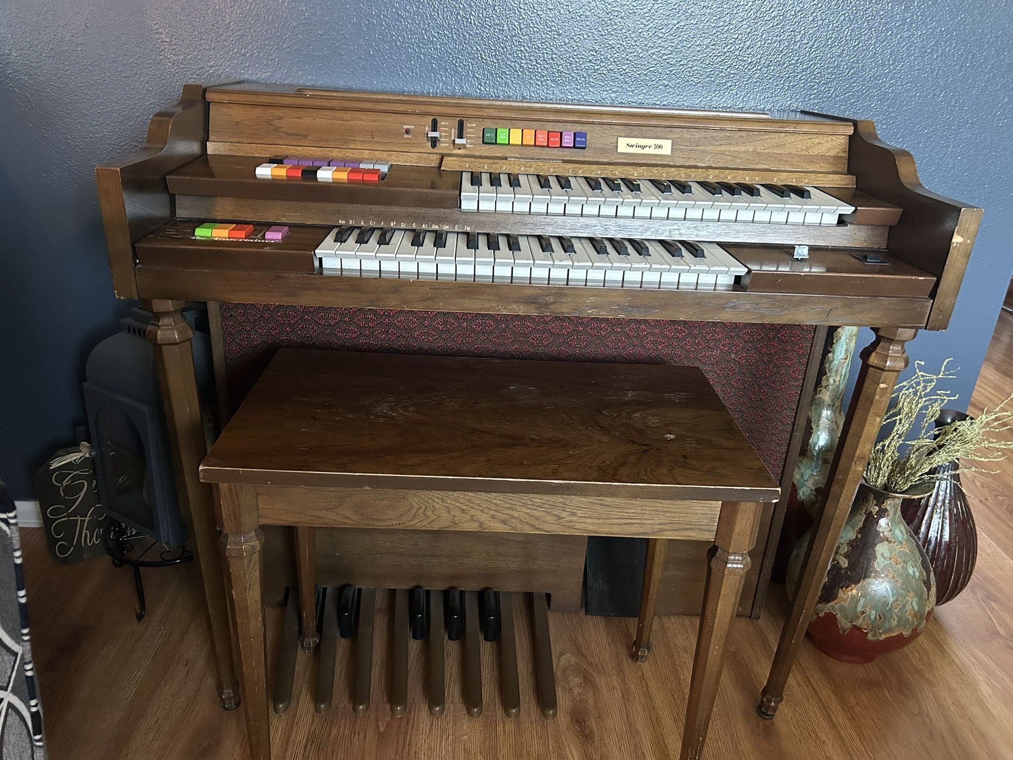 Kimball Swinger Electric Organ