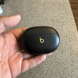 Beats Buds Plus 