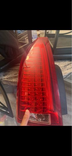 CADILLAC CTS LEFT TAIL LIGHT