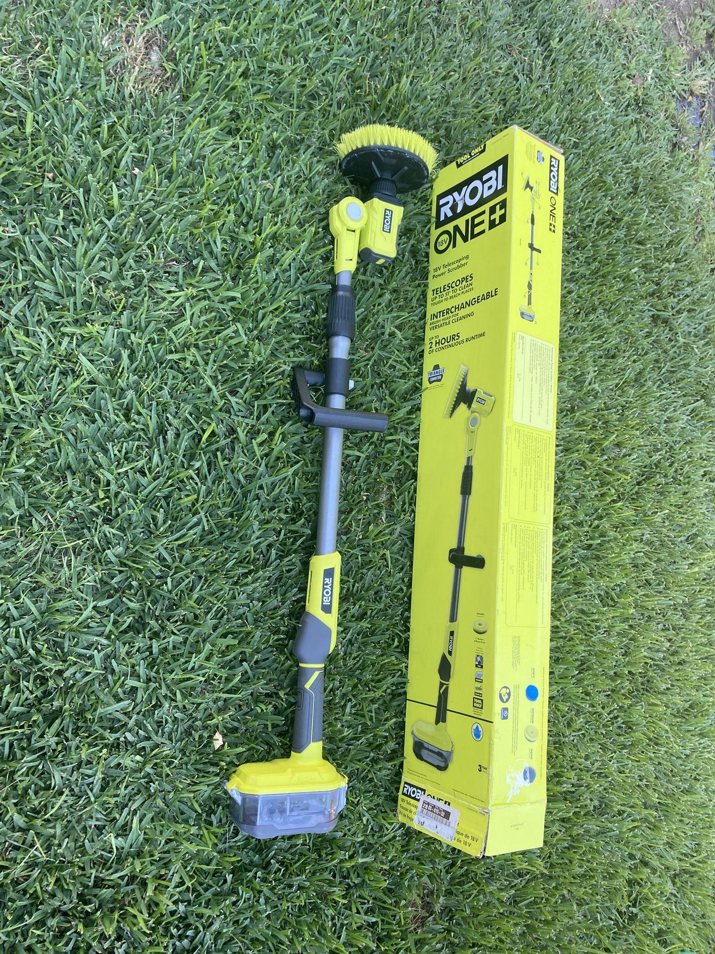 RYOBI ONE+ 18V Cordless Telescoping Power Scrubber (Tool Only)