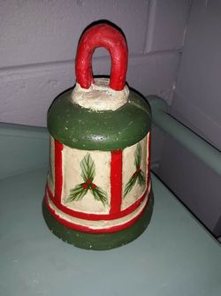 Very cute country handpainted Christmas bell