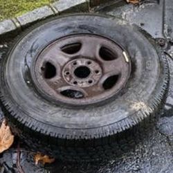 Spare tire from a 04 cadilac escalade