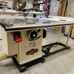 10” 220V  3 HP ShopFox Cabinet Saw - Table Saw