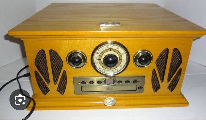 Spirit Of St Louis Record Player