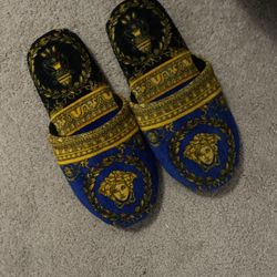 Versace House Slippers (Lrg)