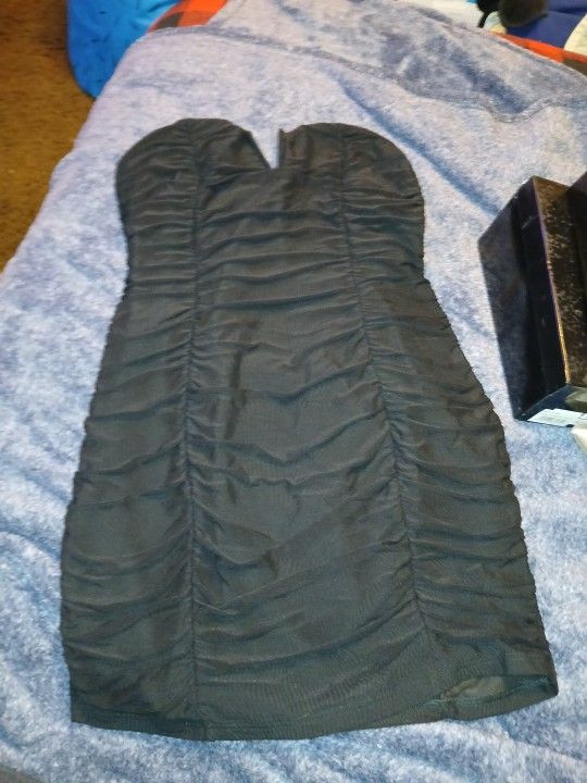 Strapless Scrinch Dress