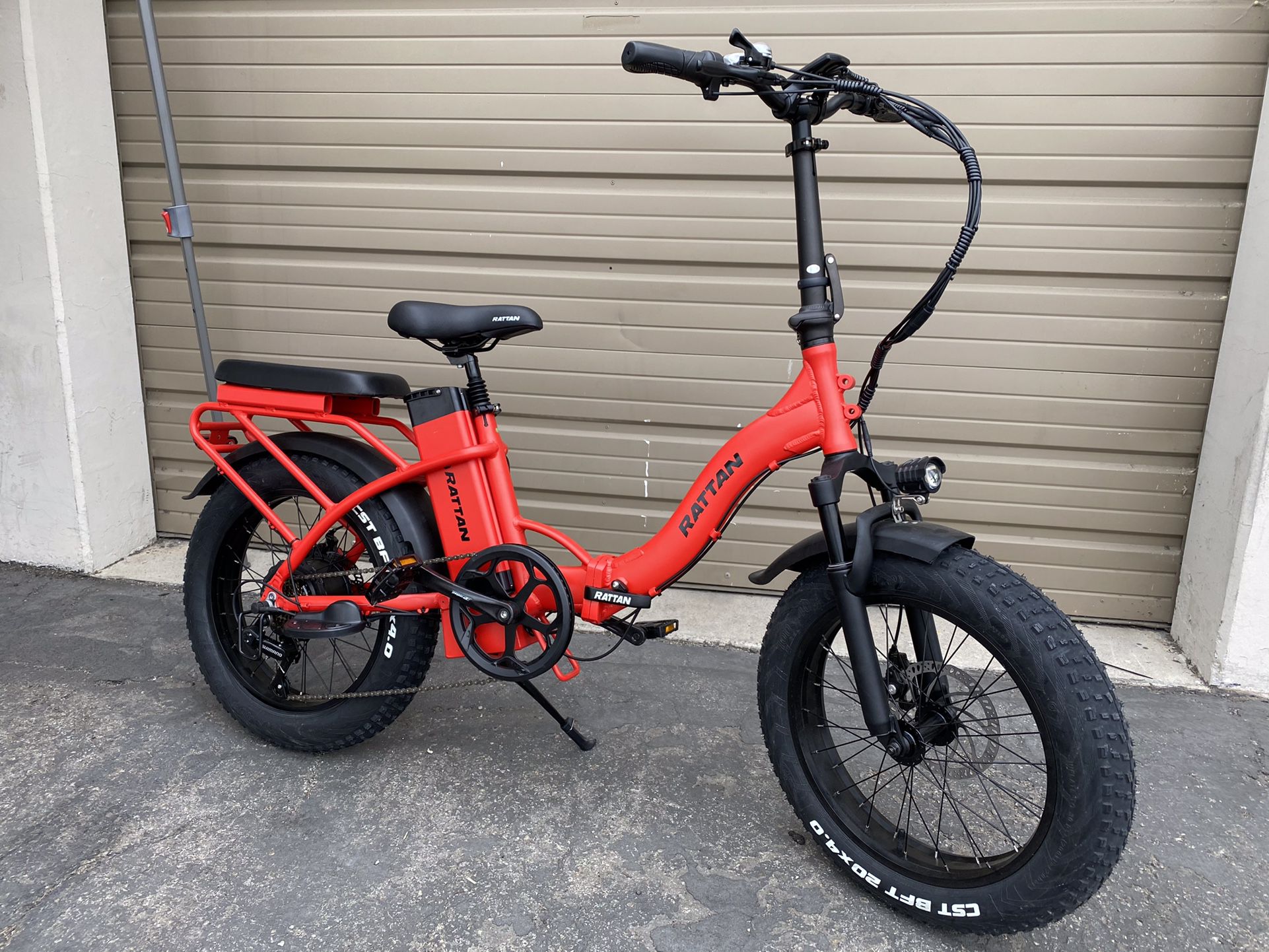 RATTAN LF-750 - 750 Watts Tandem Fat Tire Folding Aluminum Electric Bike in Red (Easy Step Through)