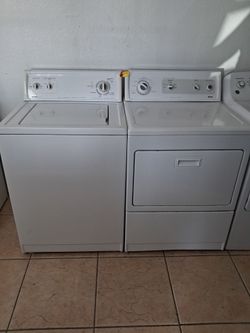 Kenmore Washer & Dryer Set