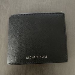 Brand New Michael Kors Wallet