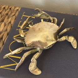 Vintage Mid Century Brass Crab Ashtray Jewelry keeper Hinged Trinket Box Sculpture Collectible Ocean Nautical Shell Decor Sea Animal
