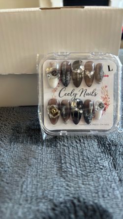 Handmade press on nails