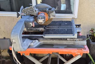 RIDGID Wet Tile Saw