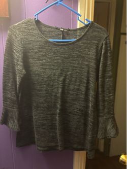 Vestidos y blusas