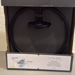 Black towel ring 