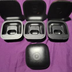 1 Beats Studio Charging Case(CASE ONLY)