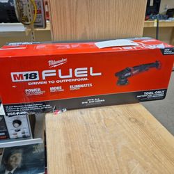 NEW Milwaukee M18 Fuel 15mm Random Orbital Polisher 2684-20 Tool Only