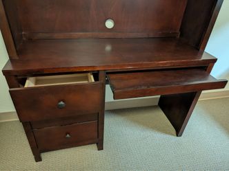 Computer Desk w Hutch- Real Wood!