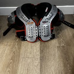 Schutt XV HD Shoulder Pads