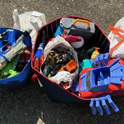 Kids Summer Playroom Cleanout! 