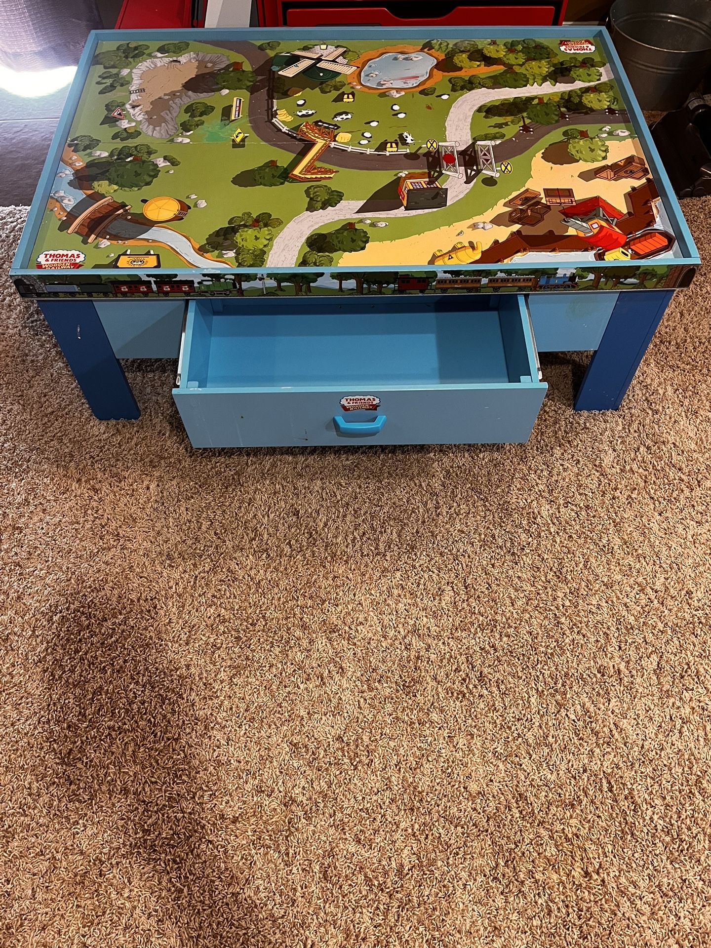 Thomas train Table