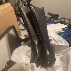 10w Black Naturalized Boots