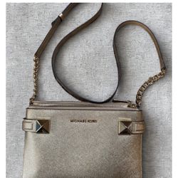 Michael Kors Gold Crossbody Bag – Genuine Leather, Adjustable Strap, Classi