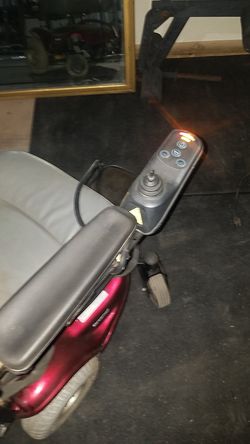 streamer wheel chair