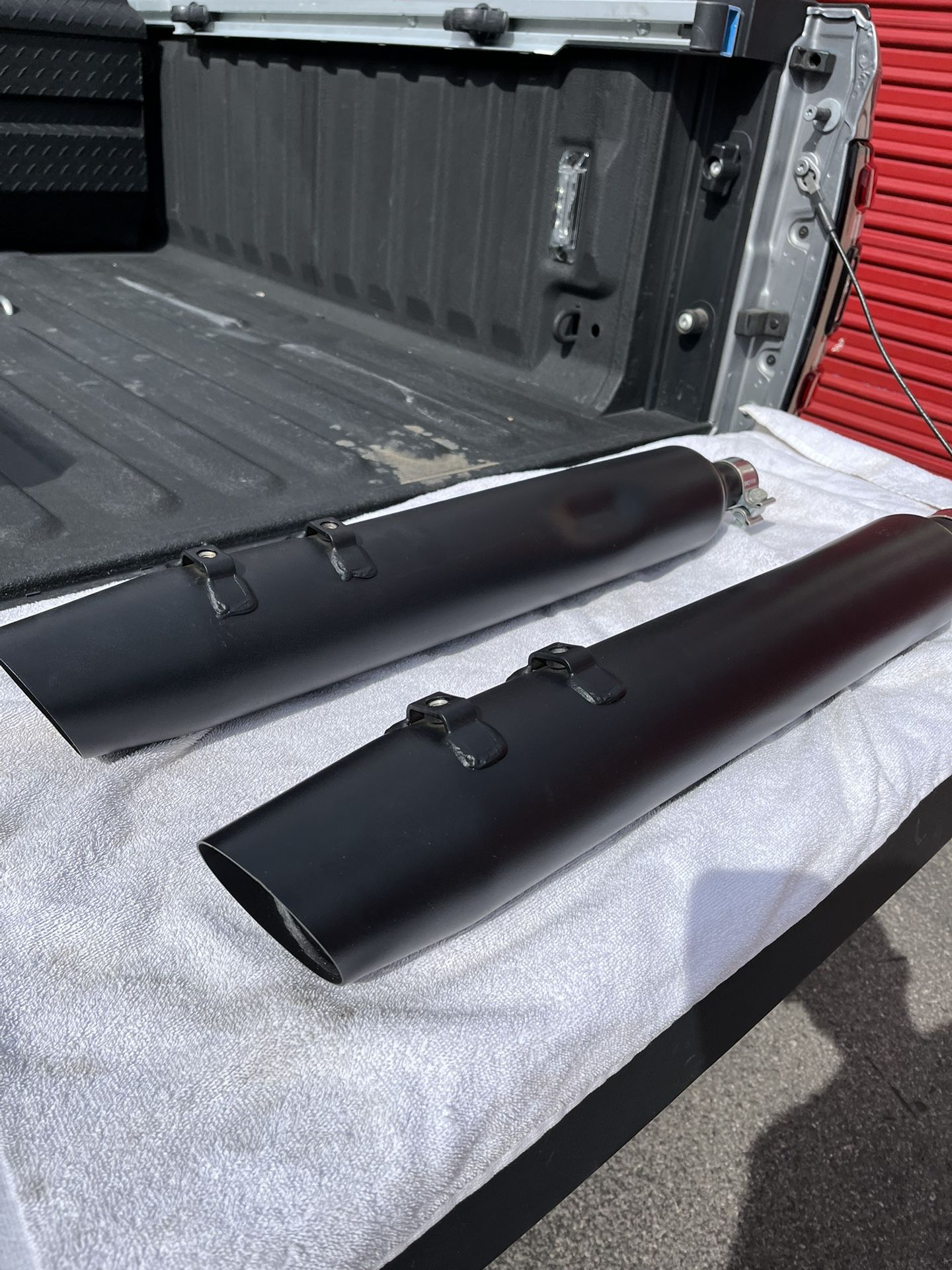 Harley Stock Exhaust