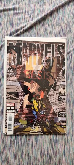 Marvels X #1