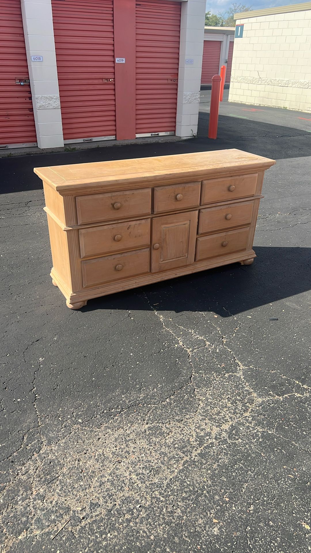 Used Dresser With Mirror