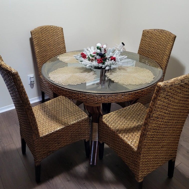 Wicker Table With Chairs