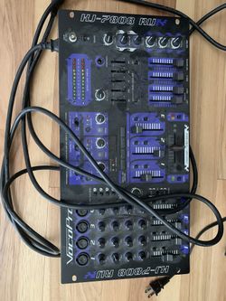 SET; speakers, DJ vocal pro mixer, CD players