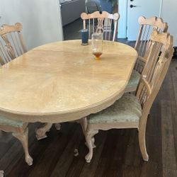 Dining table set 